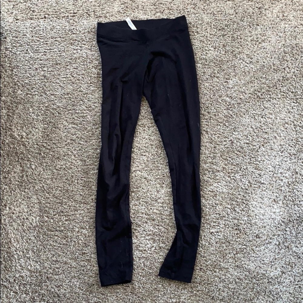 Black leggings
